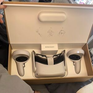 Oculus Meta Quest 2 White VR Headset with Controllers